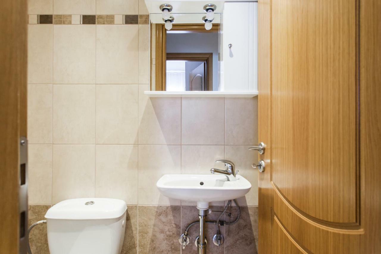 Delightful 1Bd Apartment In Plaka By Upstreet Athén Kültér fotó